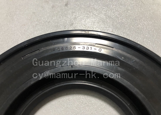 Rear Hub Outer Oil Seal ISUZU Chassis Parts For FRR 1-09625331-1