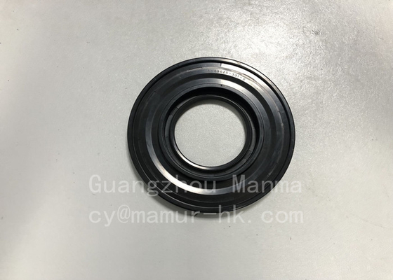 Rear Hub Outer Oil Seal ISUZU Chassis Parts For FRR 1-09625331-1